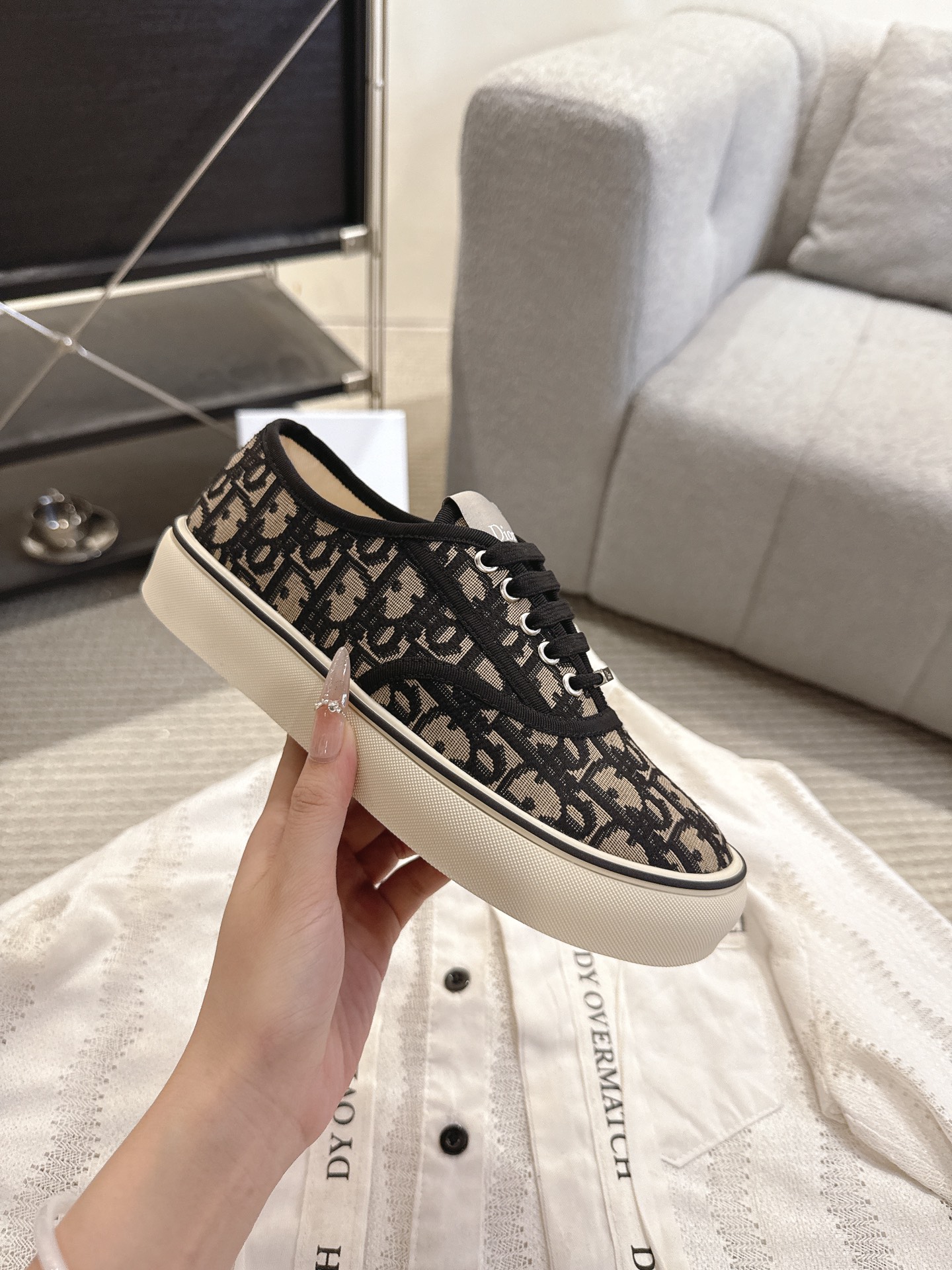 Women's high heels